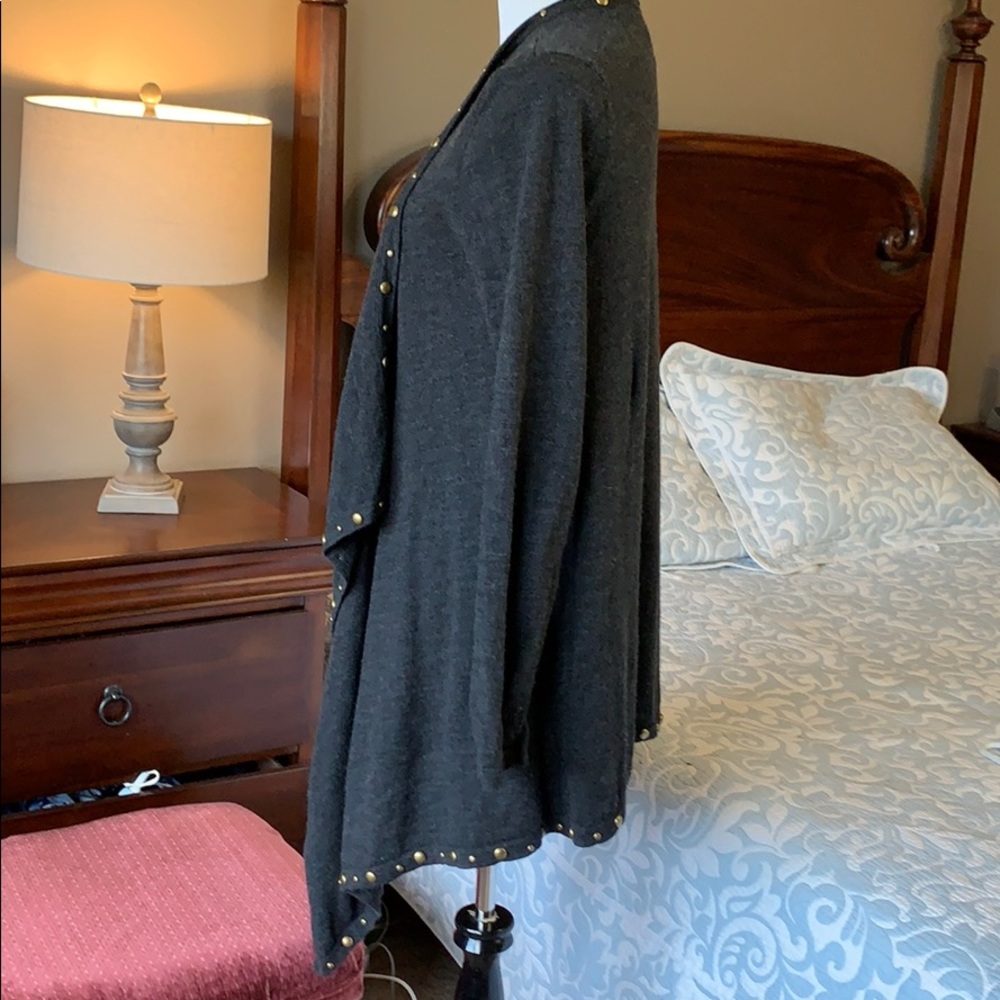 100% Italian Merino Wool grey cardigan. Large - Picture 3 of 6
